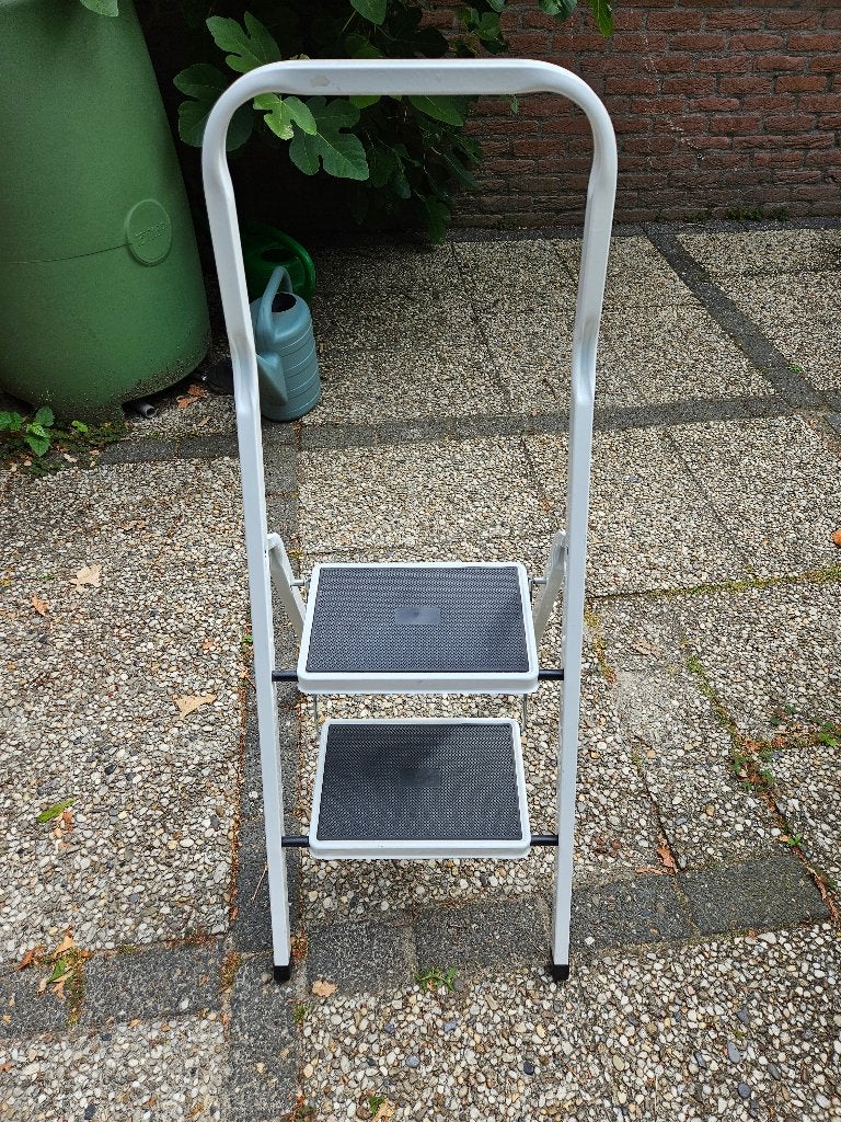 Tomado Opvouwbare Trapladder - 2 treden, Ophalen, Gebruikt, Trap, Opvouwbaar of Inschuifbaar