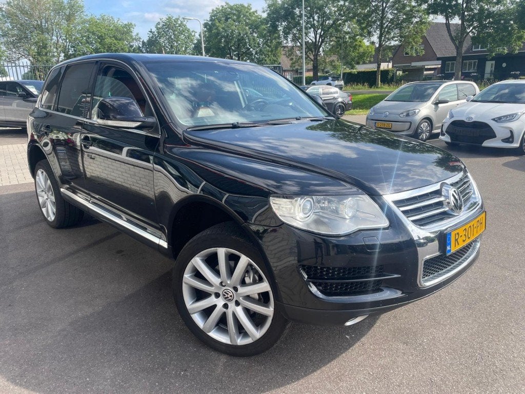 Volkswagen TOUAREG 3.0 V6 TDI HIGHLINE Airco Cruise Navi Sta, Auto's, Gebruikt, USB, Leder, Bedrijf