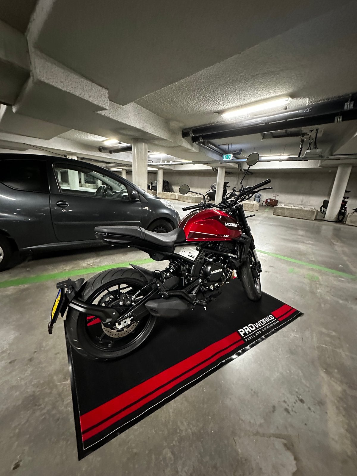 Moto Morini Seiemmezzo STR 2026–4.200 km–Als nieuw–5500€, Motoren, 2 cilinders, Occasion, Particulier, Meer dan 35 kW