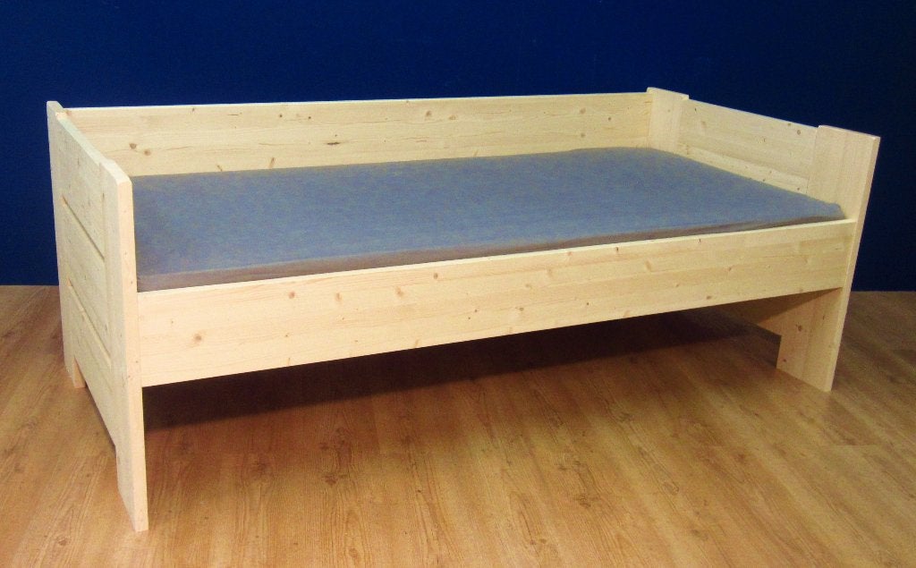 Massief houten bed zonder lades of 3 ruime laden, Kinderen en Baby's, Kinderkamer | Bedden, 85 tot 100 cm, Nieuw, Ophalen of Verzenden