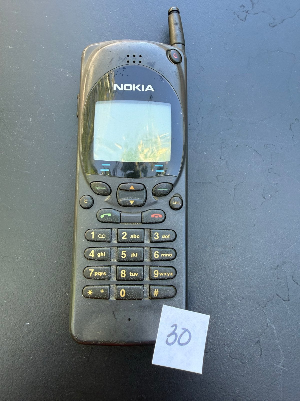 Nokia 3210 - Klassieke Mobiele Telefoon - Licht Beschadigd, Telecommunicatie, Mobiele telefoons | Overige merken, Ophalen, Gebruikt