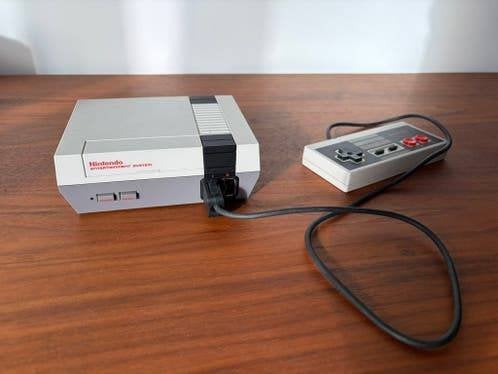 Nintendo NES Classic Mini met 30 games, Spelcomputers en Games, Ophalen of Verzenden, Gebruikt, Met 1 controller, Met games