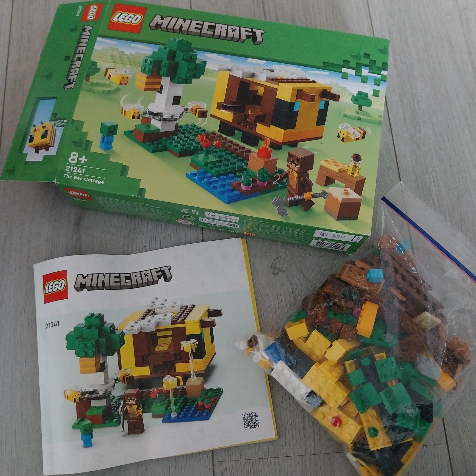 LEGO Minecraft 21241 De Bijenhuisje, Ophalen of Verzenden, Gebruikt, Overige merken