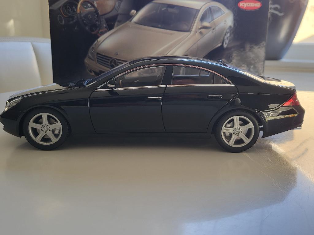 1:18 Kyosho Mercedes CLS Black, Auto, Autoart, NVT, Ophalen of Verzenden
