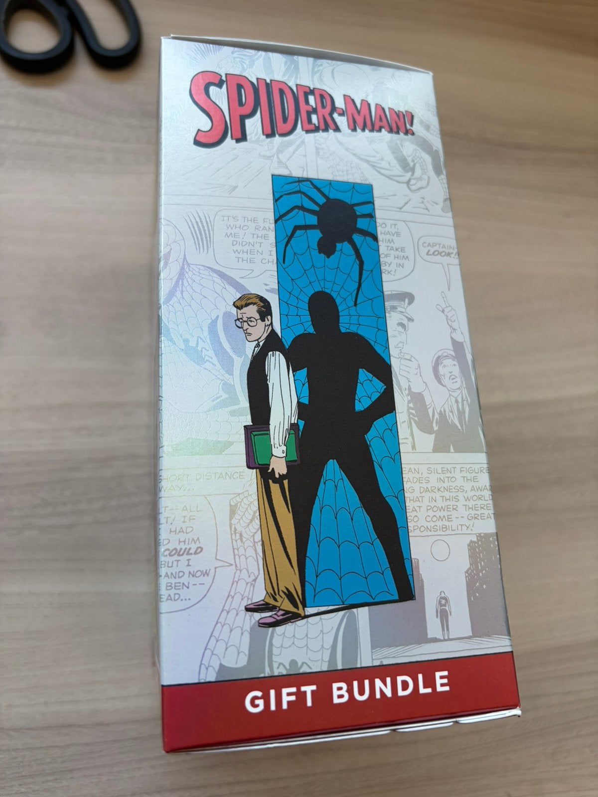 Magic: the Gathering Marvel's Spider-Man Gift Edition Bundle, Ophalen of Verzenden, Zo goed als nieuw