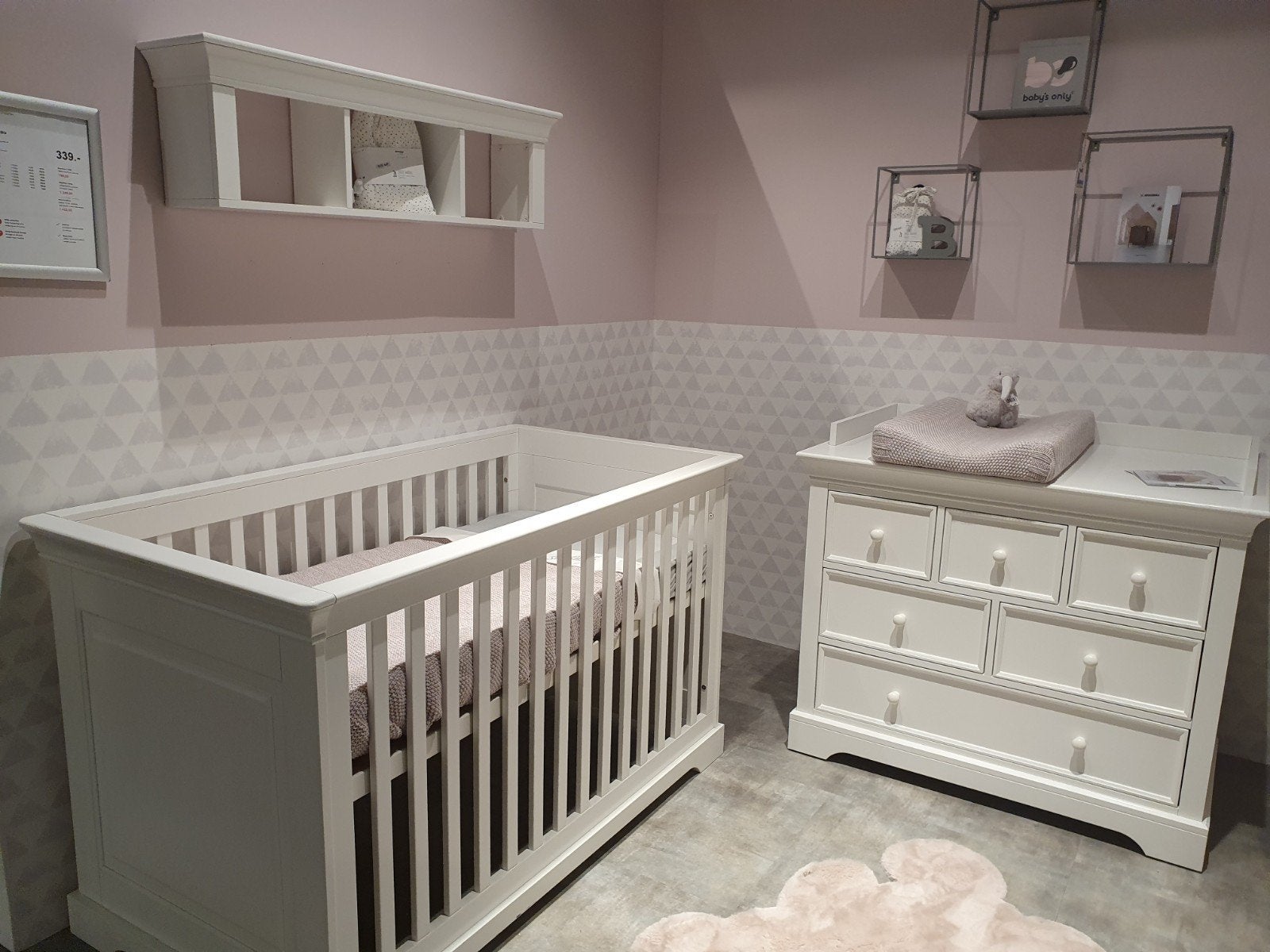 Foto 15 van Kidsmill Chateau Babykamer 4-delig - Wit