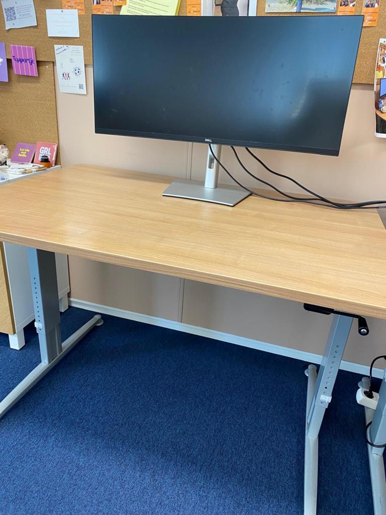 4x In hoogte verstelbaar bureau - Licht eiken - 120x80cm, Ophalen, Overige typen, Hout, In hoogte verstelbaar