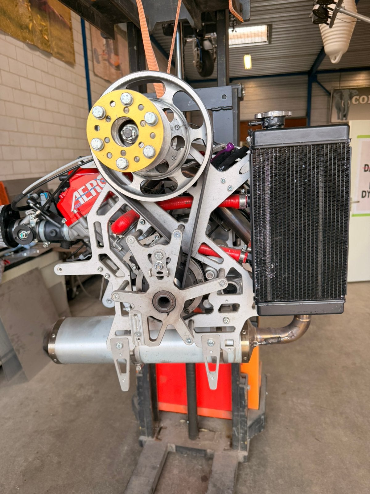 Helvenco Aero 1000, 250cc viertakt., Sport en Fitness, Zweefvliegen en Paragliding, Ophalen, Zo goed als nieuw, Scherm