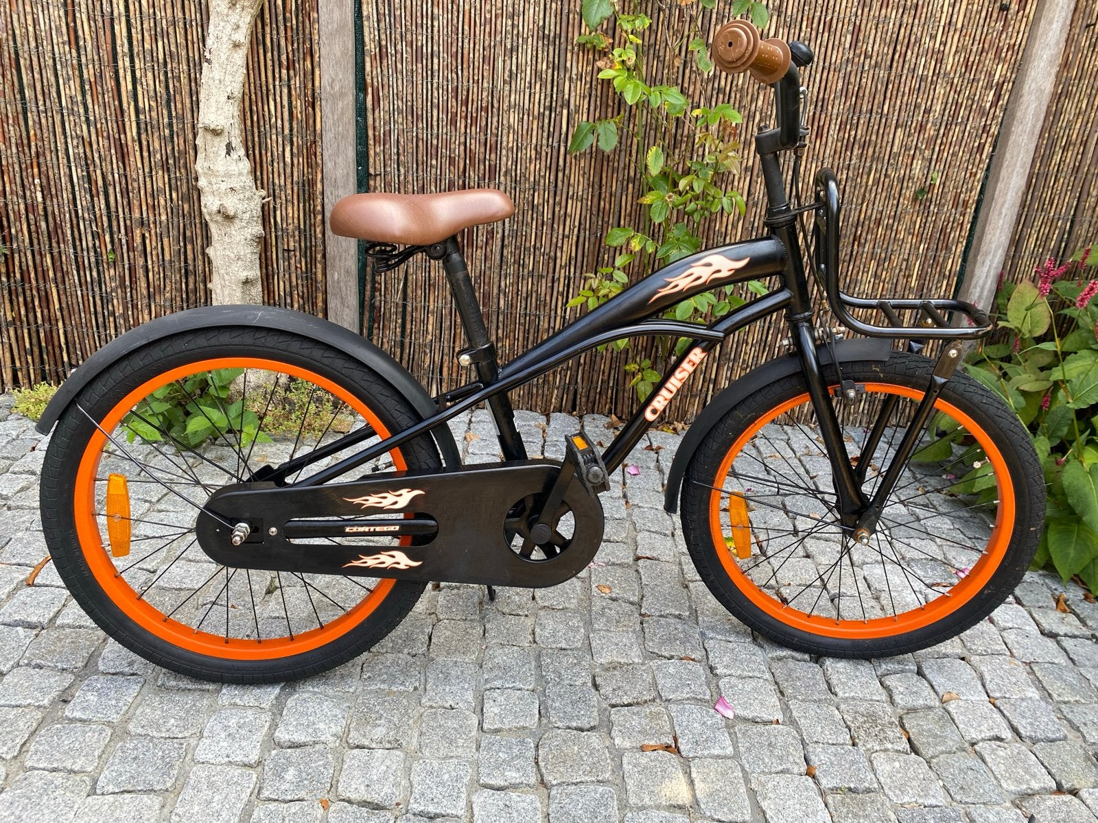 Cortego Cruiser Jongensfiets Zwart 20 Inch als nieuw!, Fietsen en Brommers, Ophalen, Terugtraprem, 20 inch, Handrem