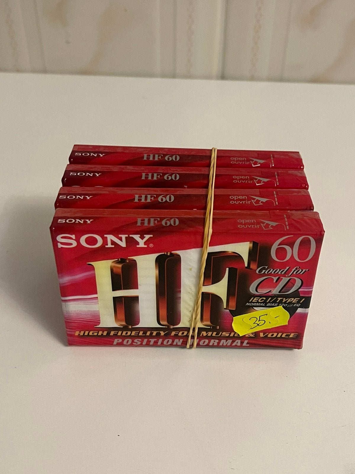 Sony HF60, Cd's en Dvd's, Ophalen of Verzenden, Zo goed als nieuw, Overige genres, 1 bandje