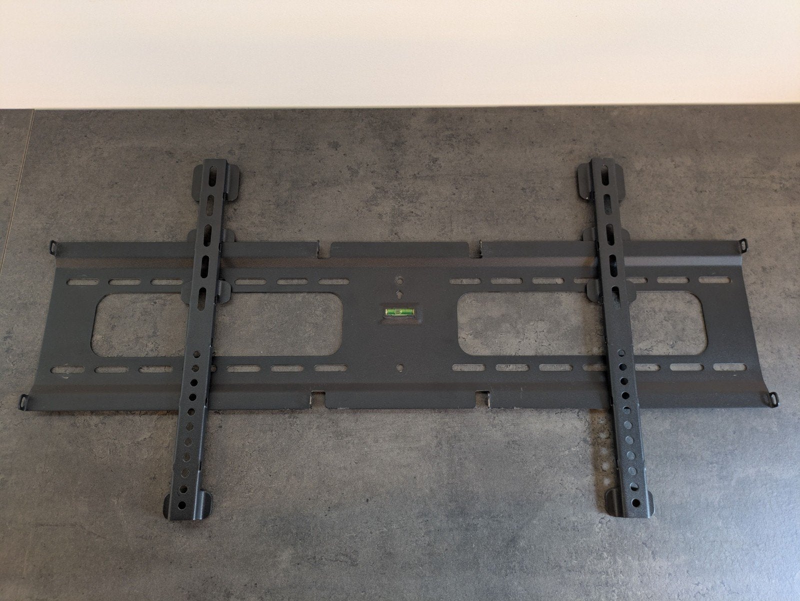 Wandsteun tv muurbeugel voor 37-70 inch televisies, Ophalen, Zo goed als nieuw