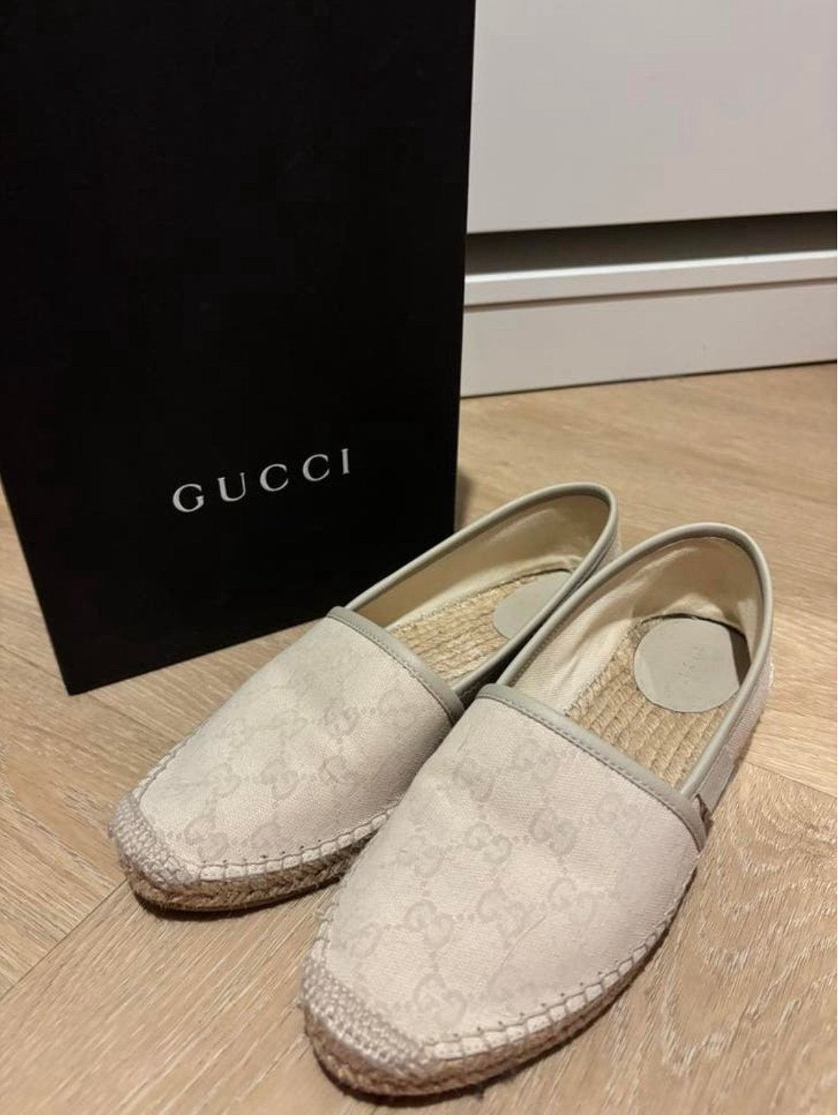 Gucci sandalen, Kleding | Dames, Beige, Nieuw, Sandalen of Muiltjes, Ophalen of Verzenden