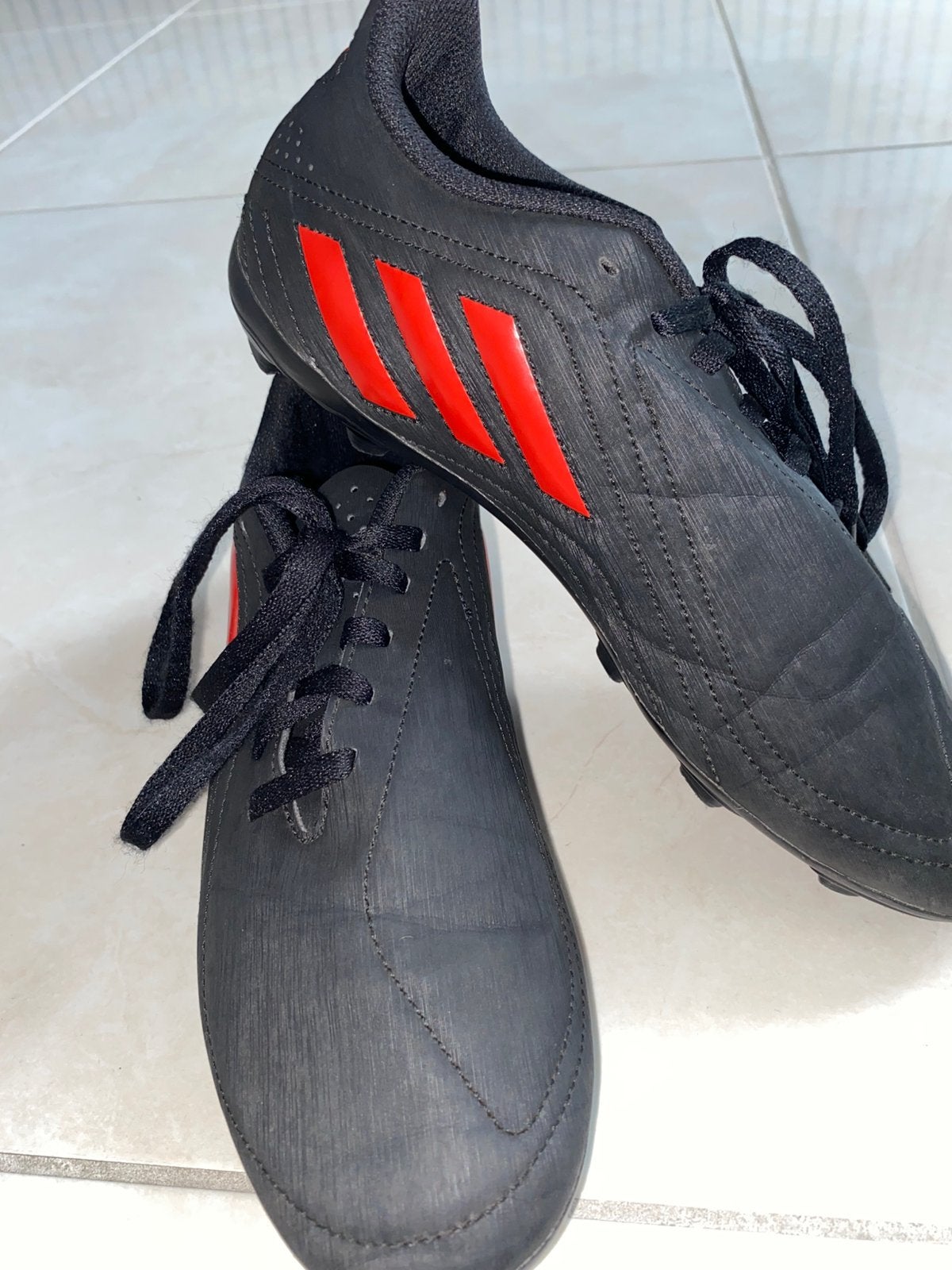 Voetbal schoenen merk Adidas (maat 38), Maat XS of kleiner, Ophalen of Verzenden, Zo goed als nieuw, Schoenen