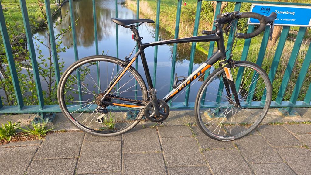 Giant Contend Aluminium Racefiets - Klein onderhoud nodig, Fietsen en Brommers, Fietsen | Racefietsen, Ophalen
