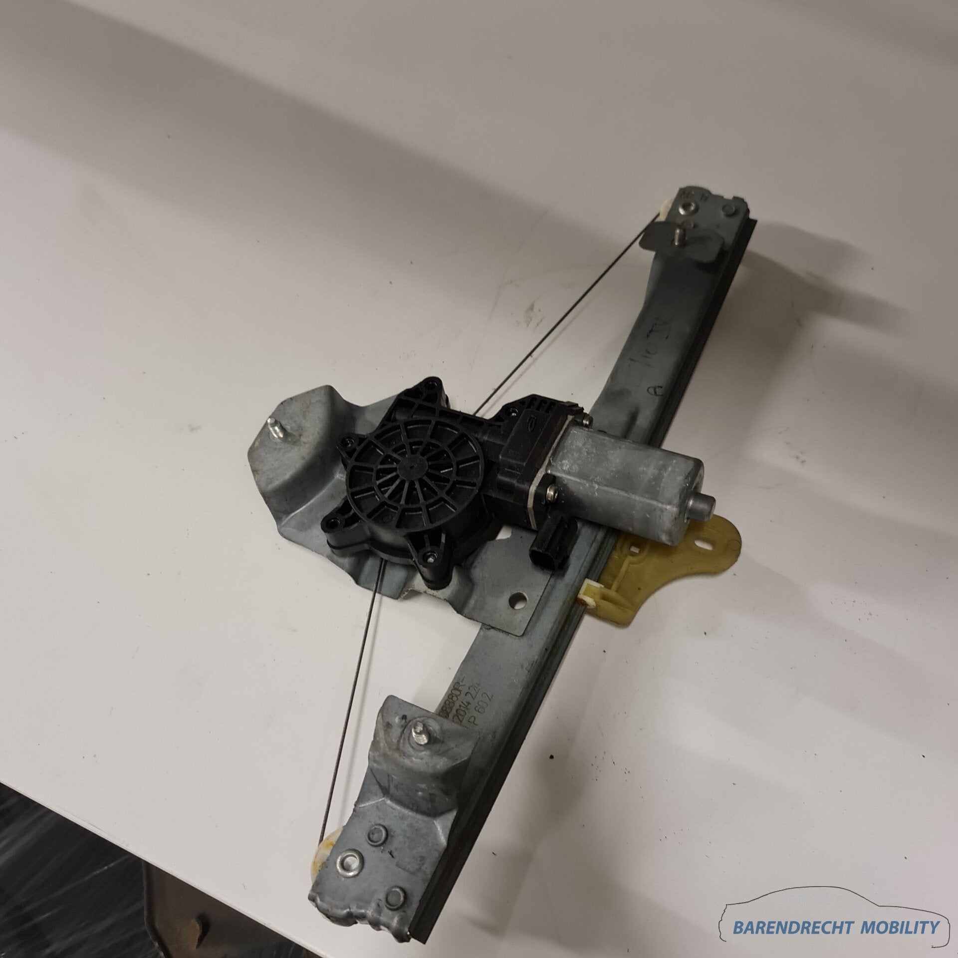 Renault Clio IV raam mechanisme motor ruit mechaniek rechts, Renault Group, Gebruikt, Contact.group@renault.com, Renault
