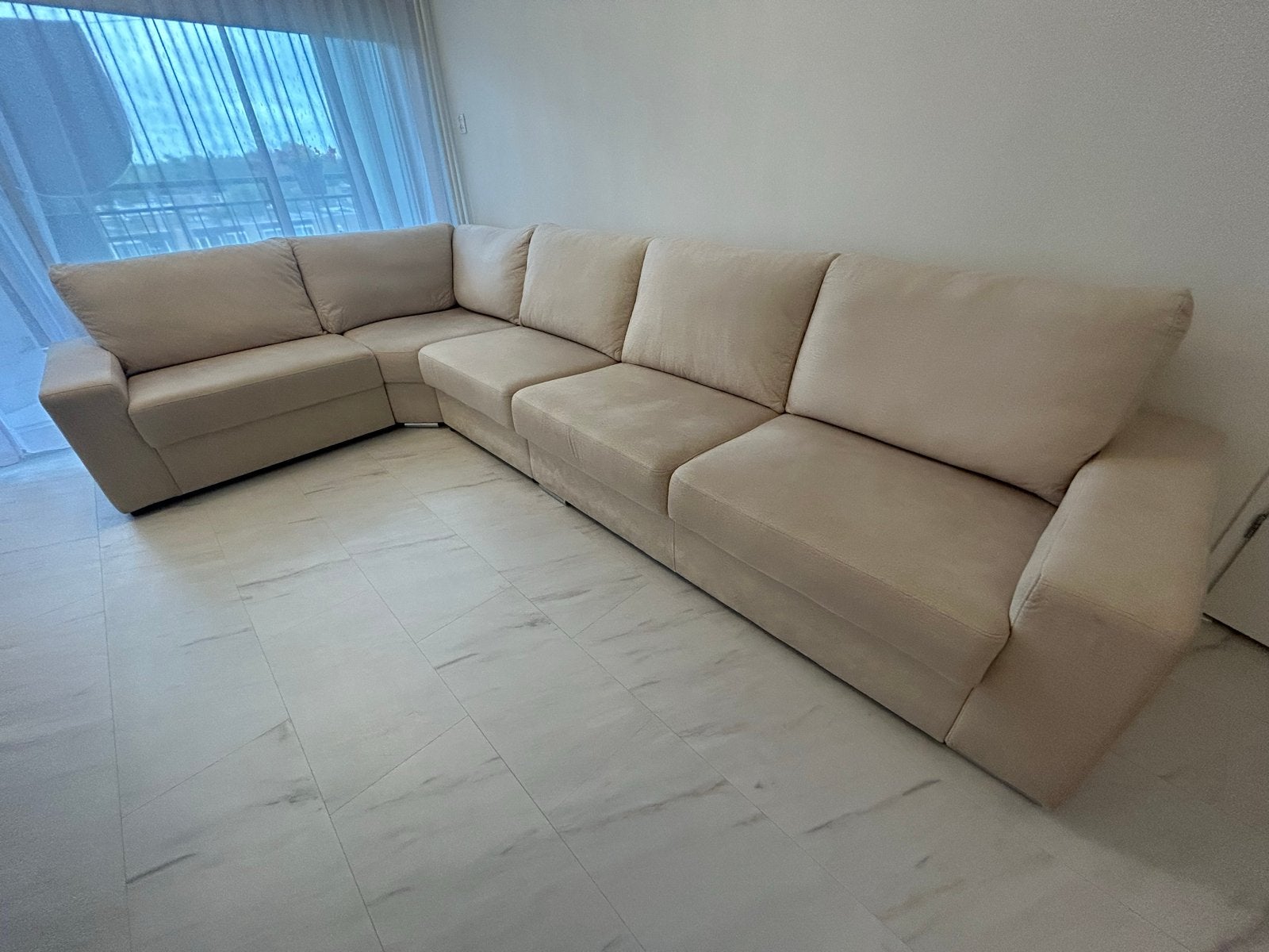 Ruime beige hoekbank, zo goed als nieuw, Ophalen, L bank, Hoekbank, 300 cm of meer