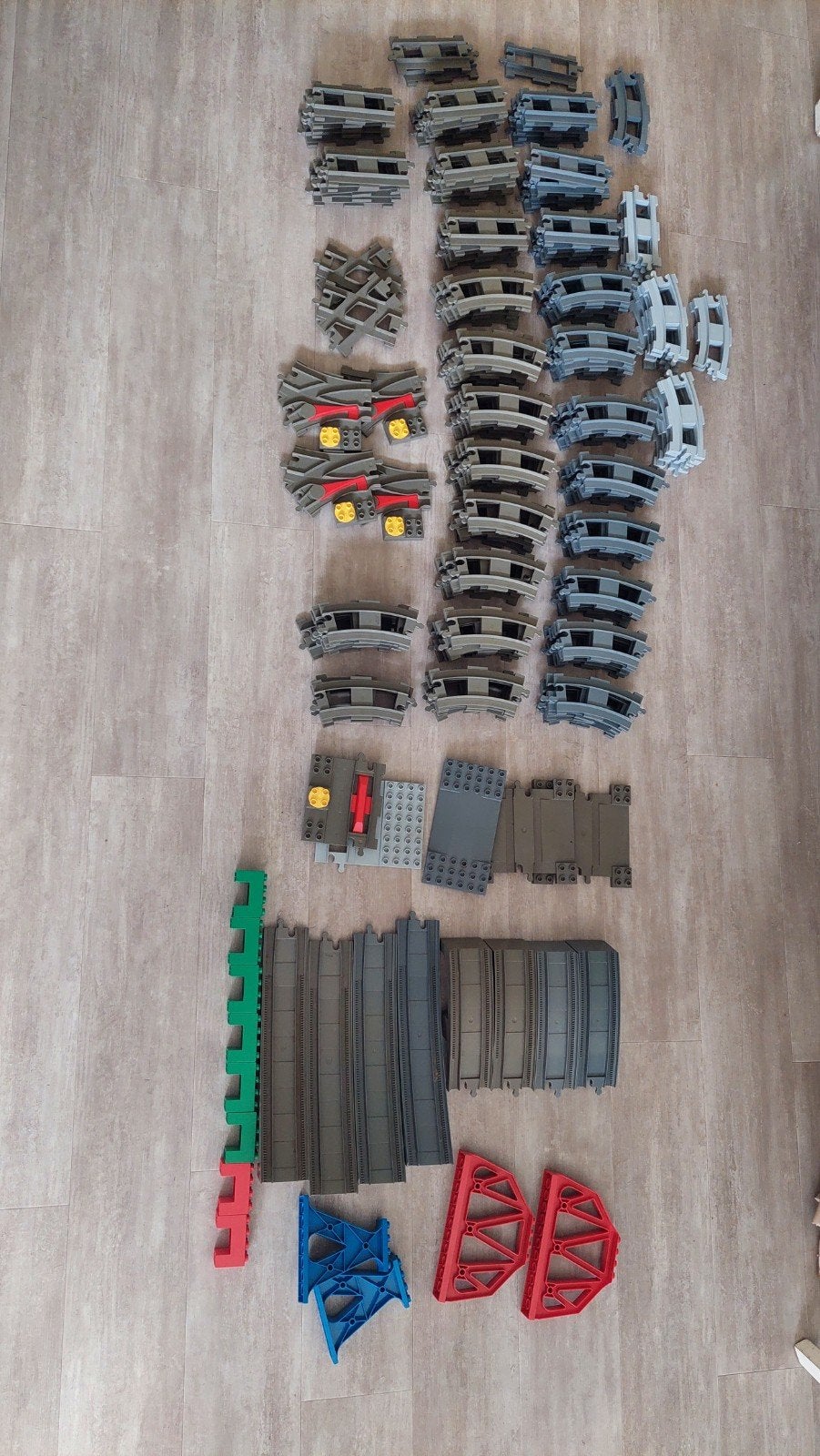 Duplo treinrails en bruggen., Kinderen en Baby's, Speelgoed | Duplo en Lego, Ophalen of Verzenden, Duplo