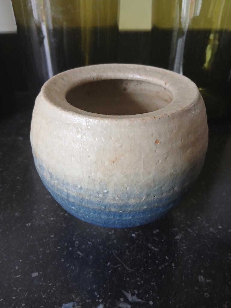 Klokgave jaren 60/ 70 aardewerk Mobach vaas/ bloempot, Huis en Inrichting, Verzenden, Zo goed als nieuw