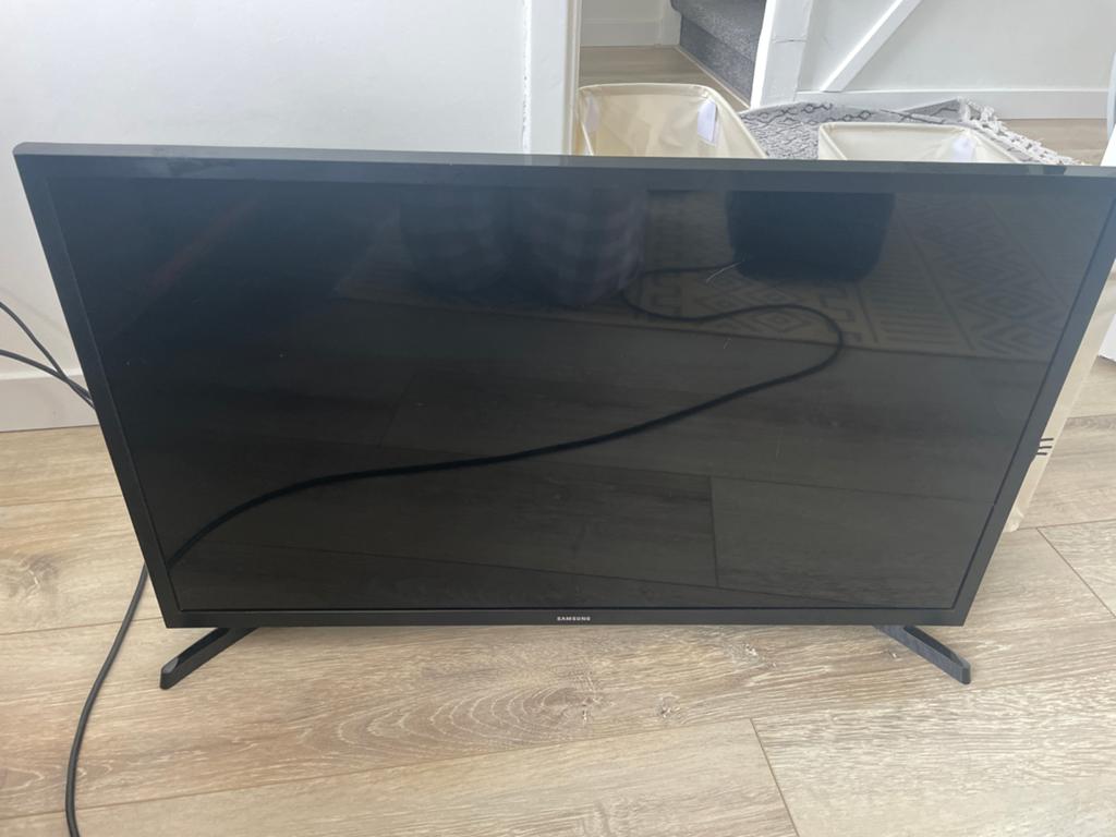 Defecte Samsung TV met afstandsbediening - Gratis af te hale, Ophalen of Verzenden, Niet werkend, Samsung