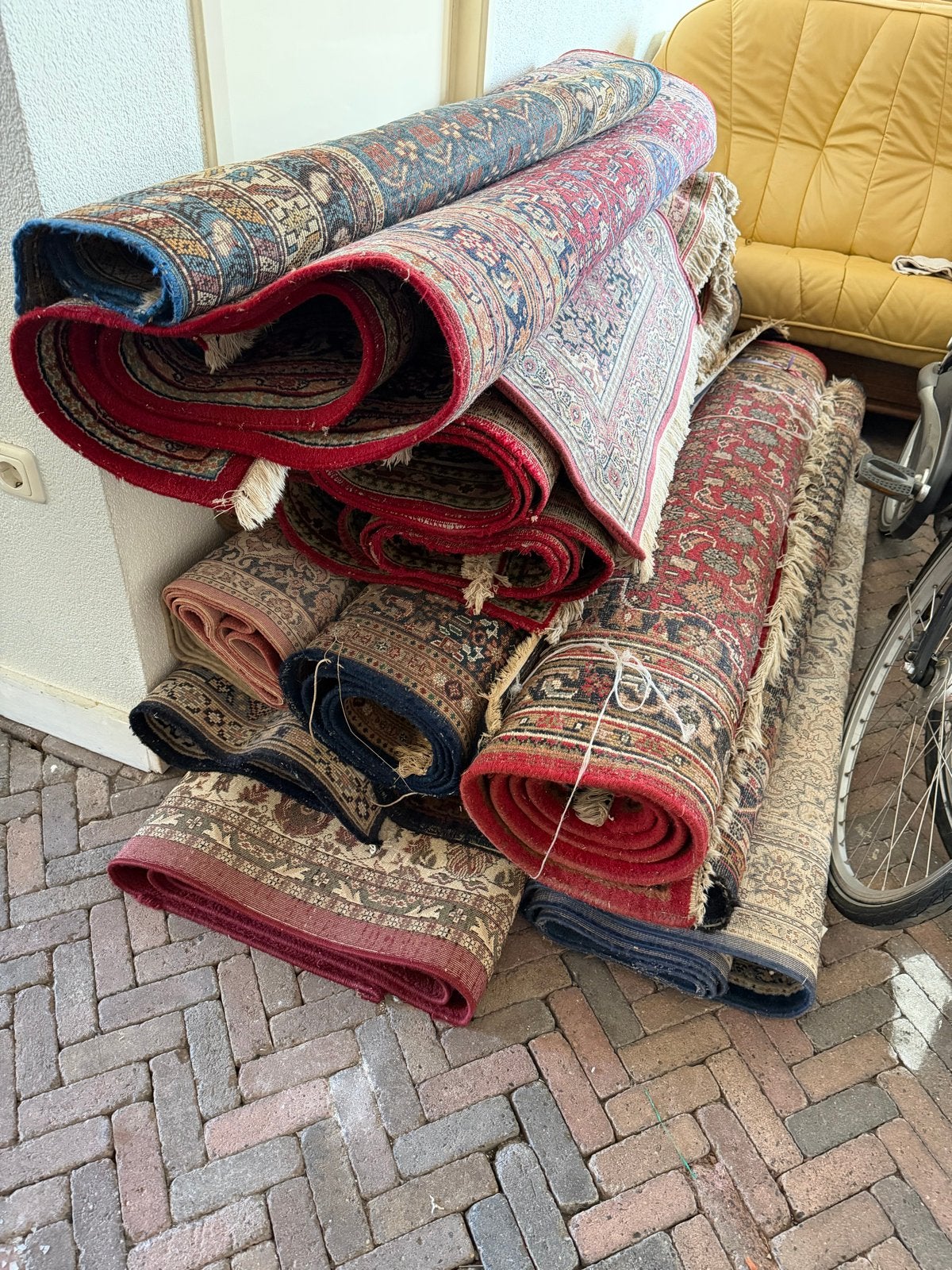 Diverse Perzische tapijten - Handgeknoopt, Gebruikt, 150 tot 200 cm, Rechthoekig, Rood