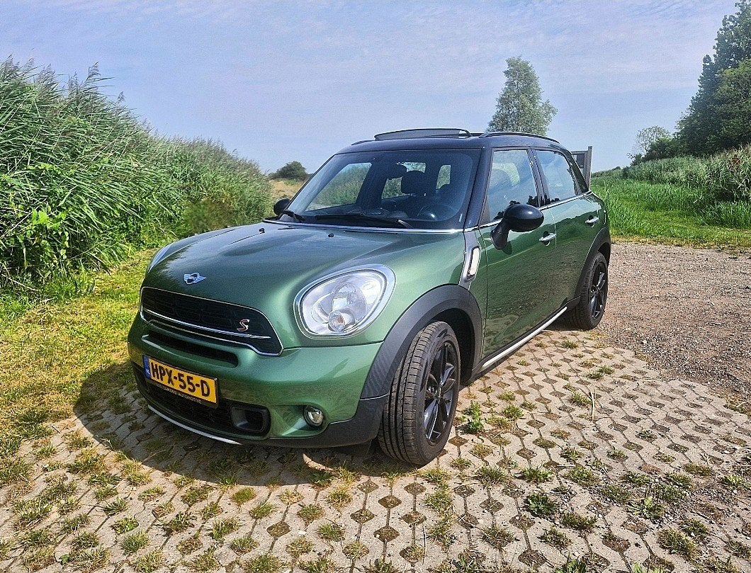 Mini Countryman 1.6 Cooper S All4 AUT 2015 Groen, open dak!, Automaat, Zwart, Stoelverwarming, 14 km/l