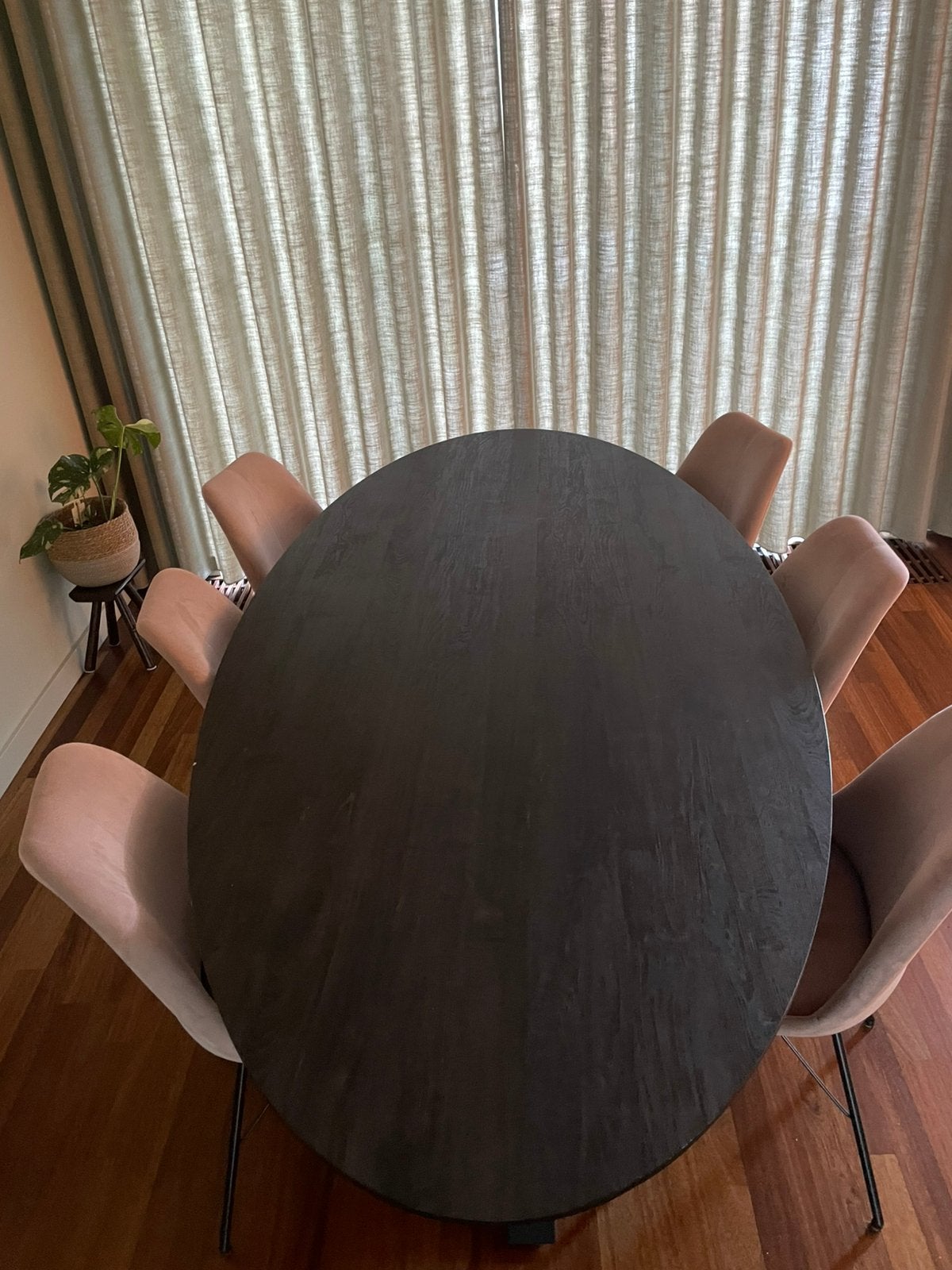 Ovale eetkamer tafel, Huis en Inrichting, Ophalen, 100 tot 150 cm, 200 cm of meer, Zo goed als nieuw