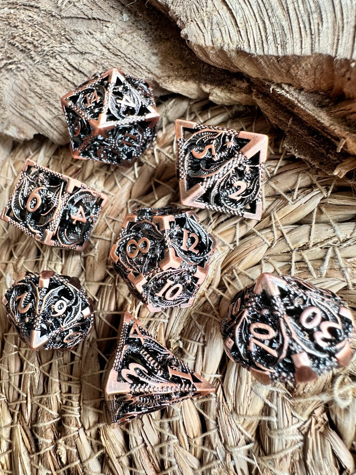 DND dice / Metal gear / draak / RPG / D&D / Fantasy / Nieuw, Ophalen of Verzenden, Nieuw, Overige materialen, Overige merken