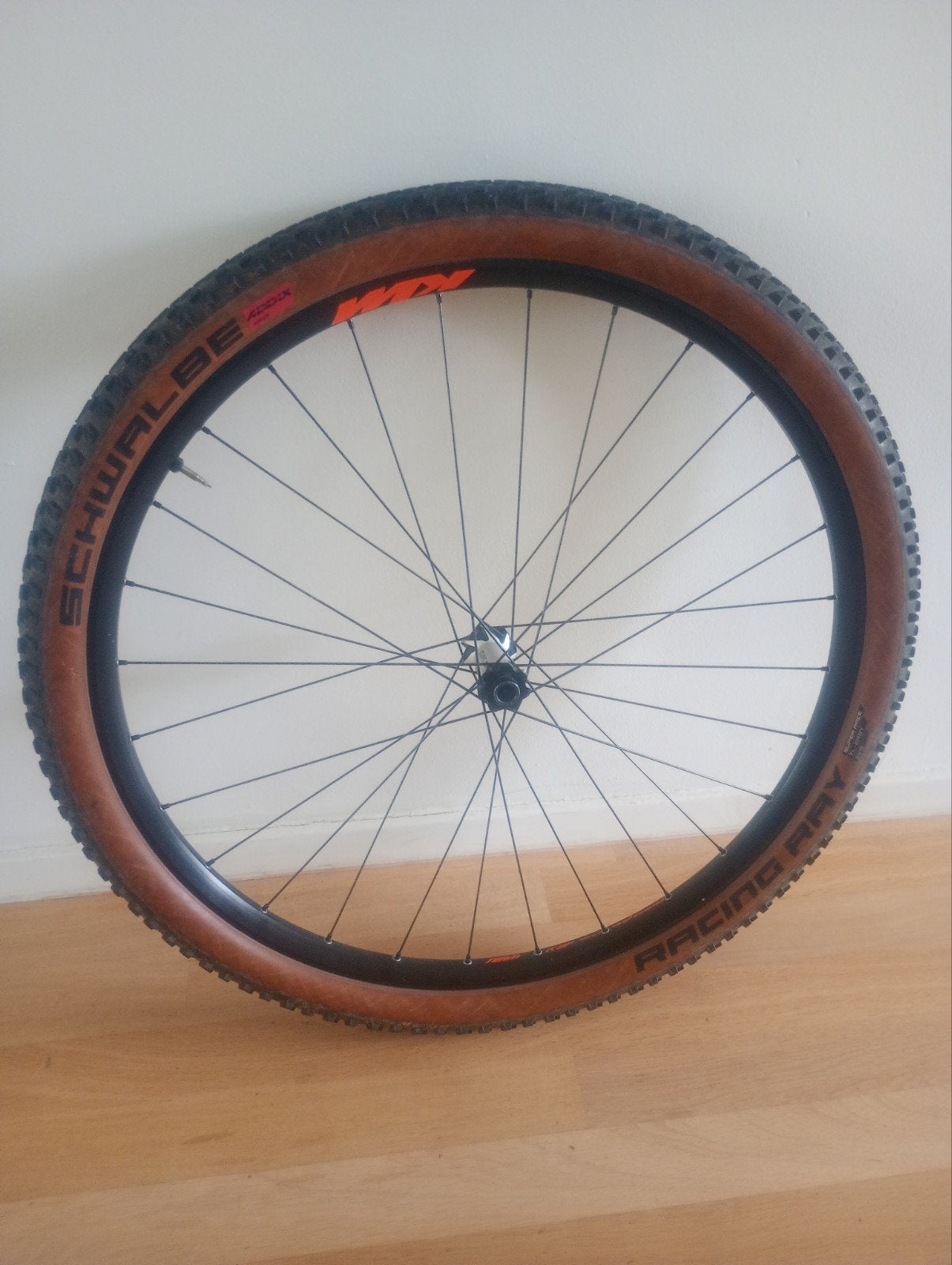 DT Swiss mtb voorwiel 29" boost, Fietsen en Brommers, DT Swiss, Zo goed als nieuw, Aluminium, Mountainbike