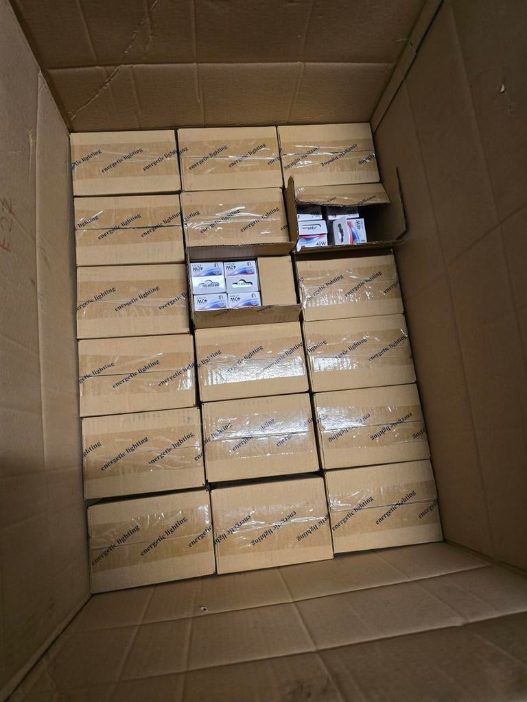 Partij 36 dozen Energetic 40W E27 led lampen 216 stuks, Tuin en Terras, Ophalen of Verzenden, Nieuw, 3 ramen of meer