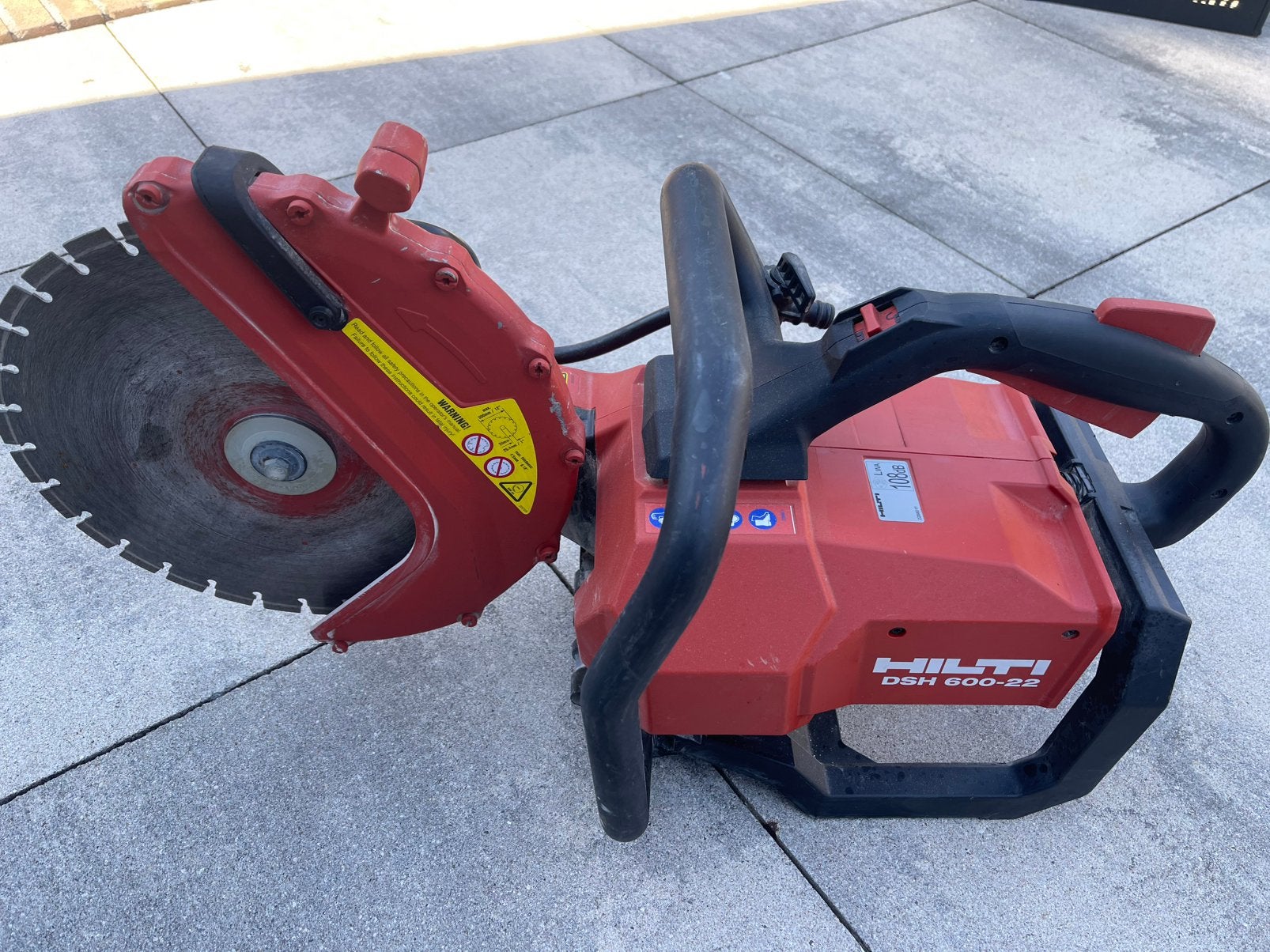 Hilti bandenzaag nuron, Ophalen of Verzenden, Zo goed als nieuw, 1000 watt of meer, Haakse handslijpmachine