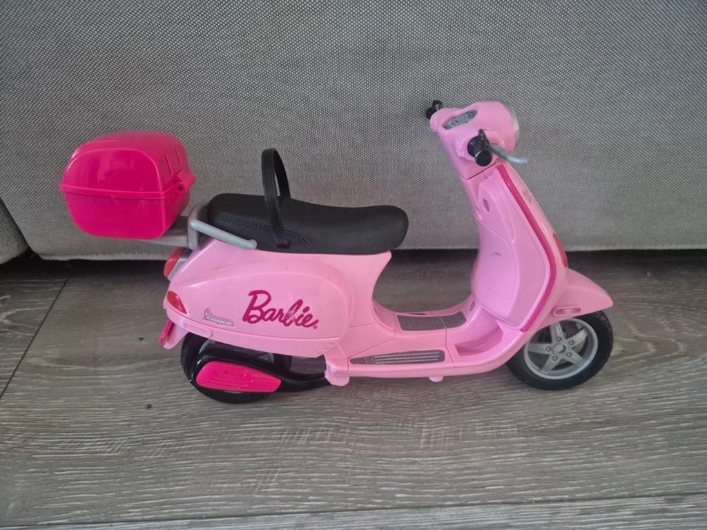 Barbie Vespa Scooter Roze Speelgoed, Ophalen of Verzenden, Gebruikt, Barbie