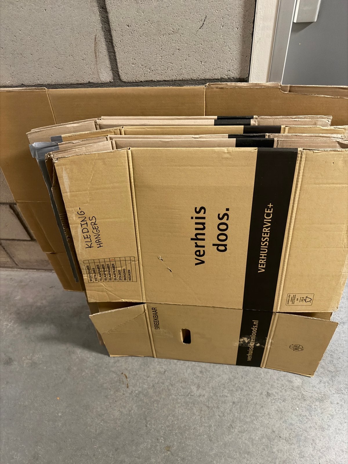 Verhuisdozen - 27 stuks (Praxis, wit, bruin), Ophalen, Opvouwbaar, 50 tot 75 cm, Minder dan 40 cm