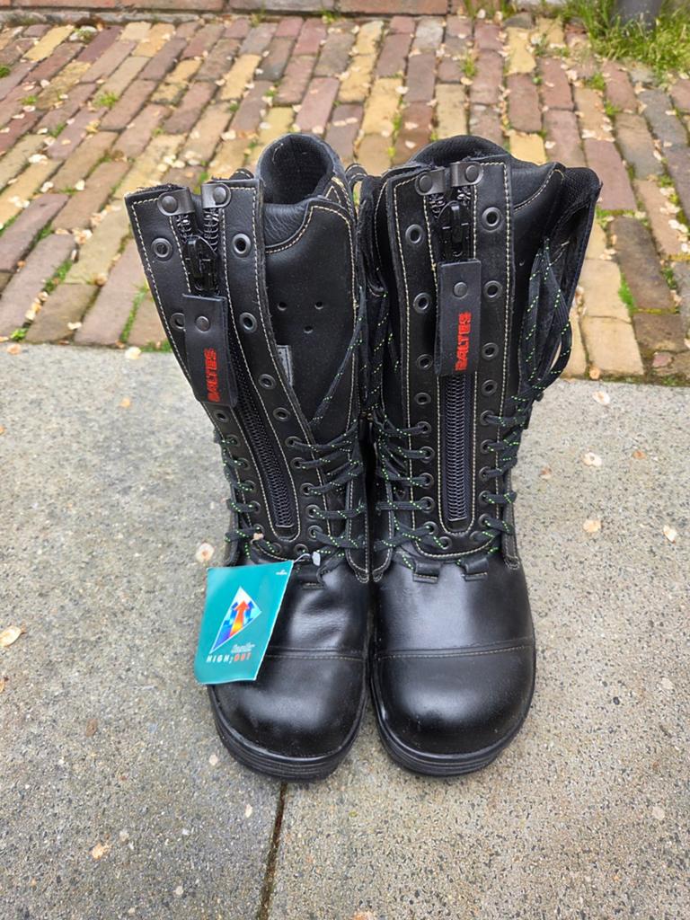 Nieuwe Baltes brandweerlaarzen maat 42/43 (270), Kleding | Heren, Schoenen, Ophalen of Verzenden