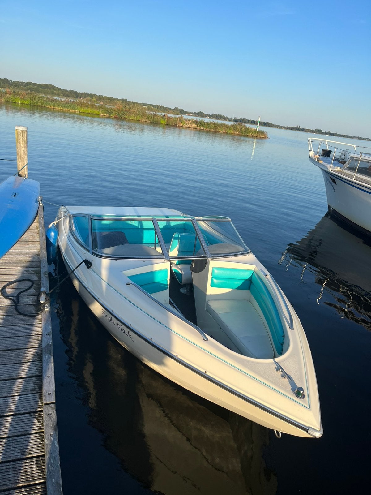 Stingray bowrider speedboot 3ltr mercruiser & Pega trailer, Watersport en Boten, Speedboten, Gebruikt, Met afstandsbediening, Binnenboordmotor