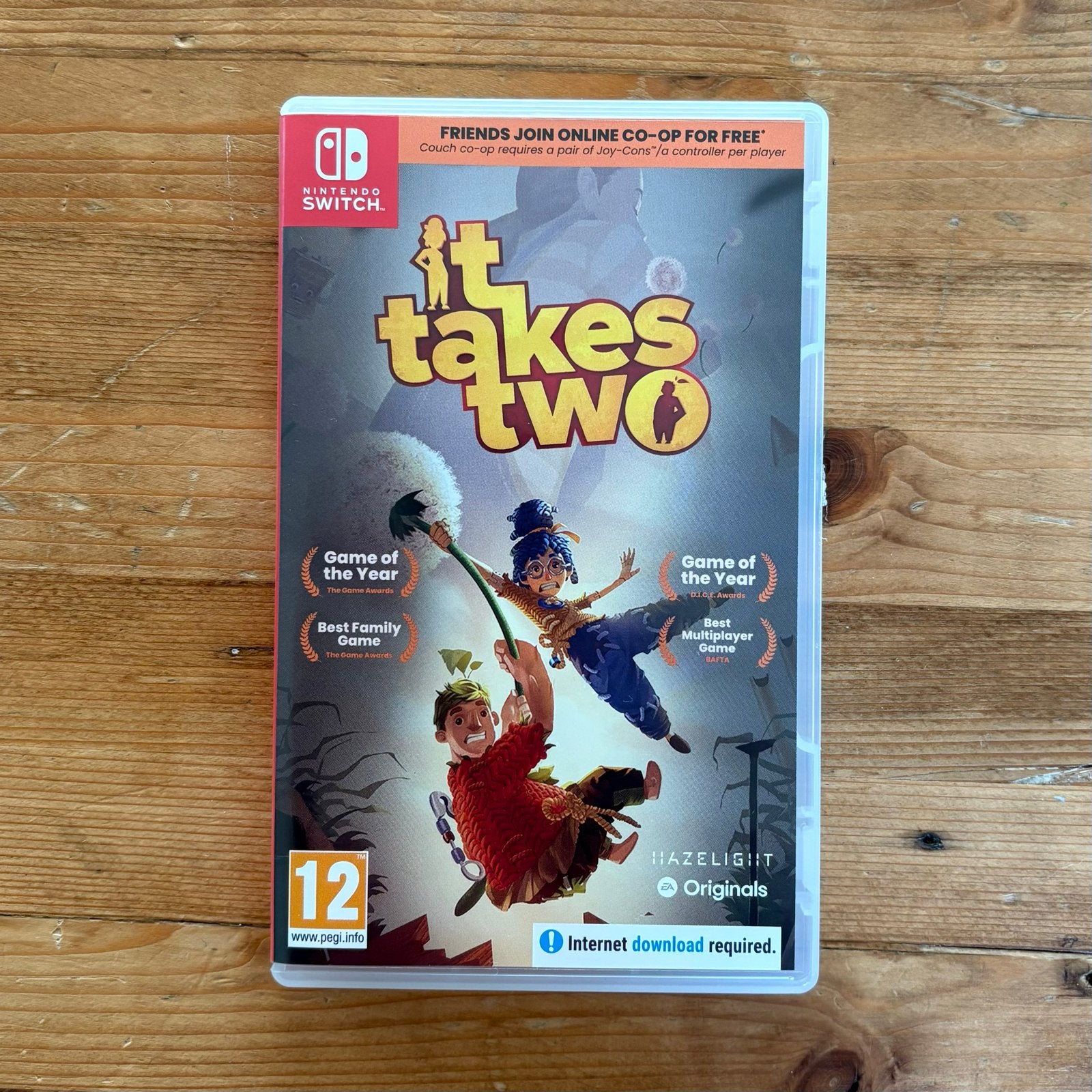 Doosje/case voor It Takes Two (Switch), 2 spelers, Ophalen of Verzenden, Zo goed als nieuw, Vanaf 12 jaar