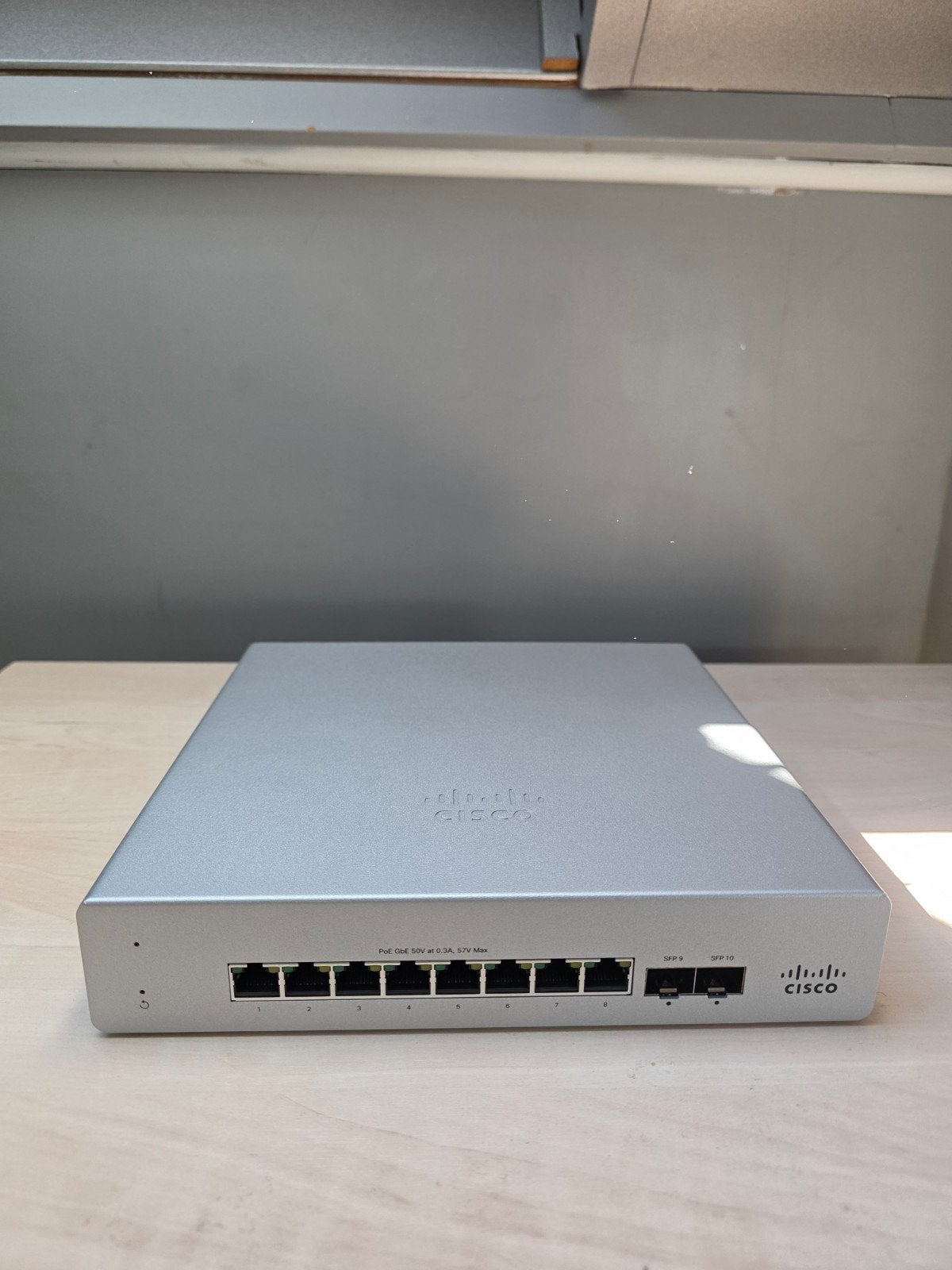 Cisco Meraki MS120-8FP Cloud Managed PoE+ Switch, Computers en Software, Netwerk switches, Ophalen of Verzenden