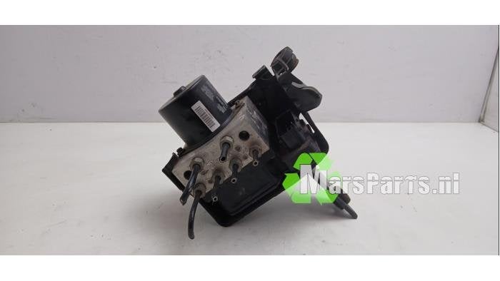 ABS Pomp van een Opel Insignia, Gebruikt, -, -, Opel