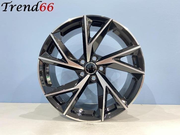 5x112 18'' Velgen R8 Look Audi A3 Q2 A4 Vw Golf Troc Seat FR, Niet ingevuld, 18 inch, Velg(en), Niet ingevuld