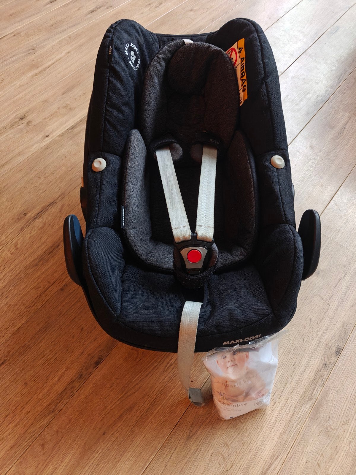 Maxi-Cosi Pebble Pro i-size autostoel + verkleiner & klamboe, Ophalen, Autogordel of Isofix, Gebruikt, Zijbescherming