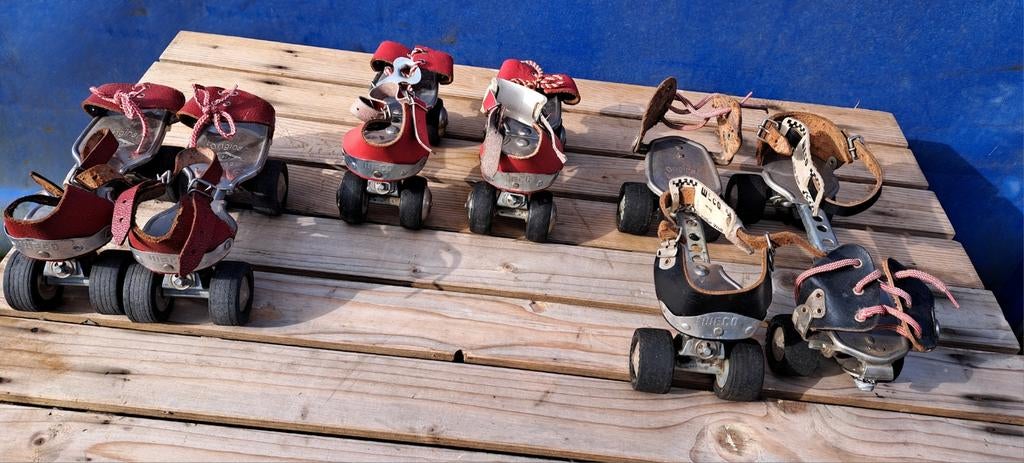 Schaatsen oude rolschaatsen decoratie, Verzenden