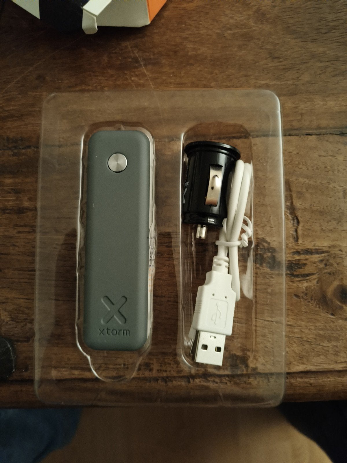 Xtorm Power Bank Move XB098 - 2600mAh - Nieuw in doos, Ophalen of Verzenden, Nieuw, Xtorm