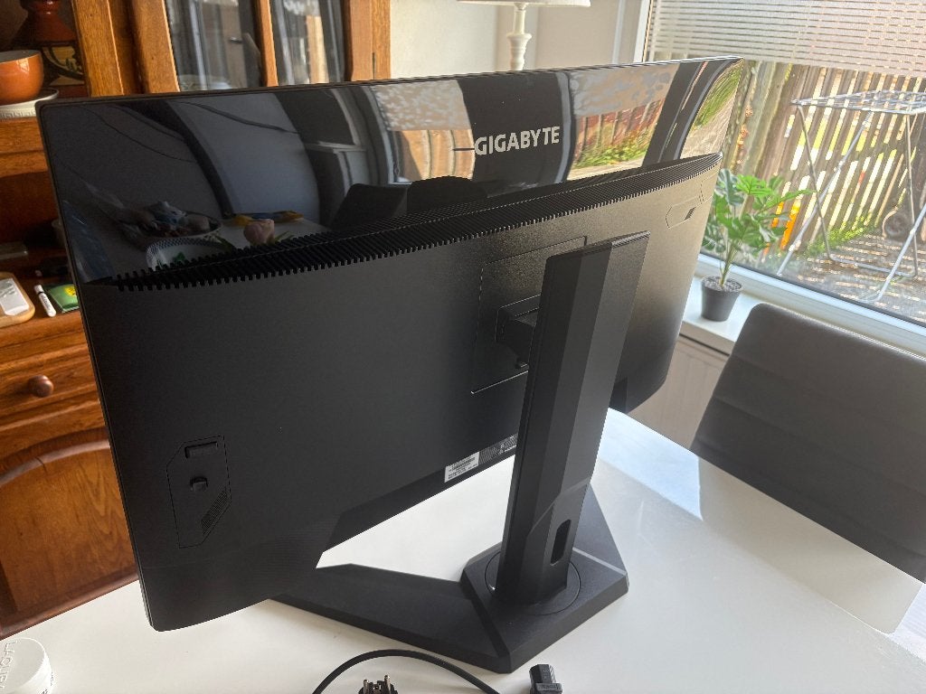 Gygabite 32 inch MUP32 4k IPS 160 Hertz., Computers en Software, Monitoren, Ophalen, 1 tot 2 ms, 151 t/m 200 Hz, Kantelbaar