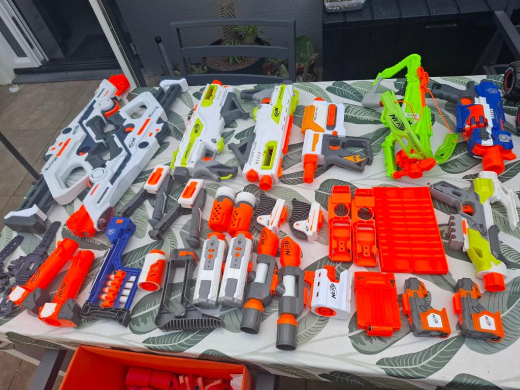 Grote Nerf Blaster Collectie met Accessoires en Darts, Ophalen of Verzenden, Gebruikt, Jongen of Meisje