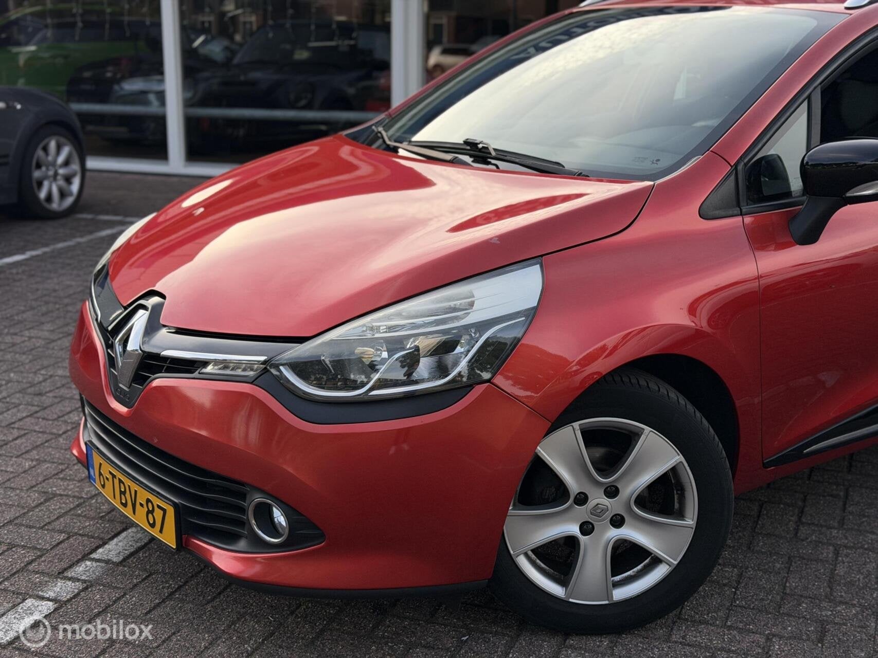 Renault Clio Estate 0.9 TCe Expression|Navi|Cruise control|T, Voorwielaandrijving, Start-stop-systeem, Origineel Nederlands, Handgeschakeld