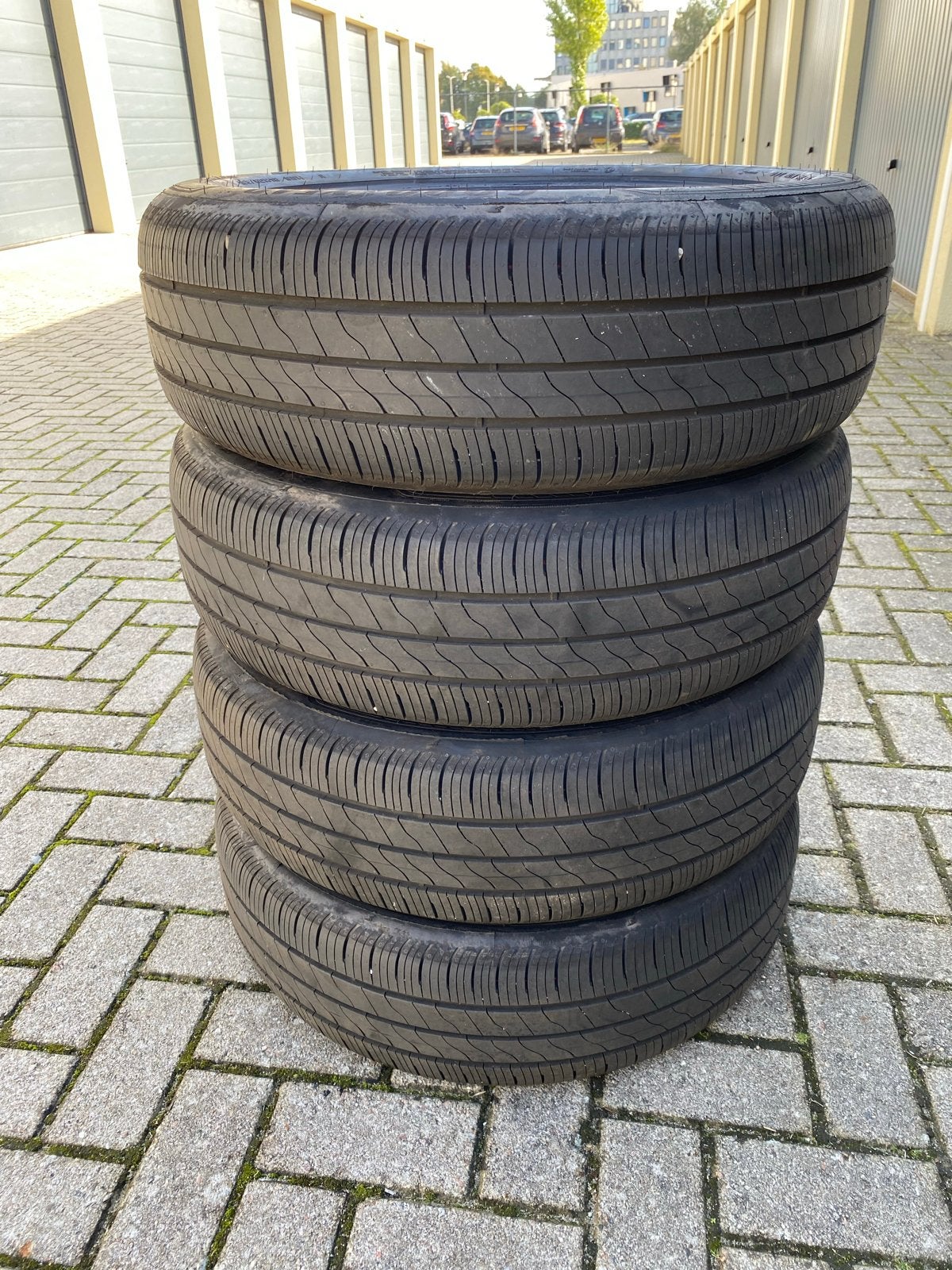 4 Banden Goodyear EfficientGrip Performance 2;   195/60 R18, Ophalen, 18 inch, Nieuw, Band(en)