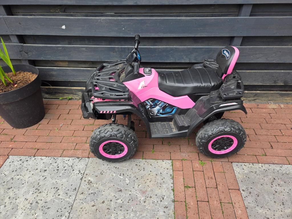 Roze elektrische kinderquad - Zo goed als nieuw, Kinderen en Baby's, Ophalen of Verzenden, Zo goed als nieuw, Overige typen