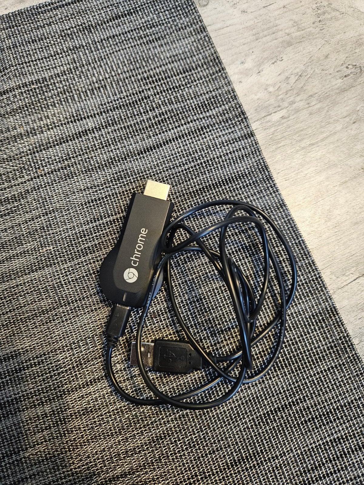 Google Chromecast met USB-kabel, Verzenden, Zo goed als nieuw, HDMI, Zonder harde schijf