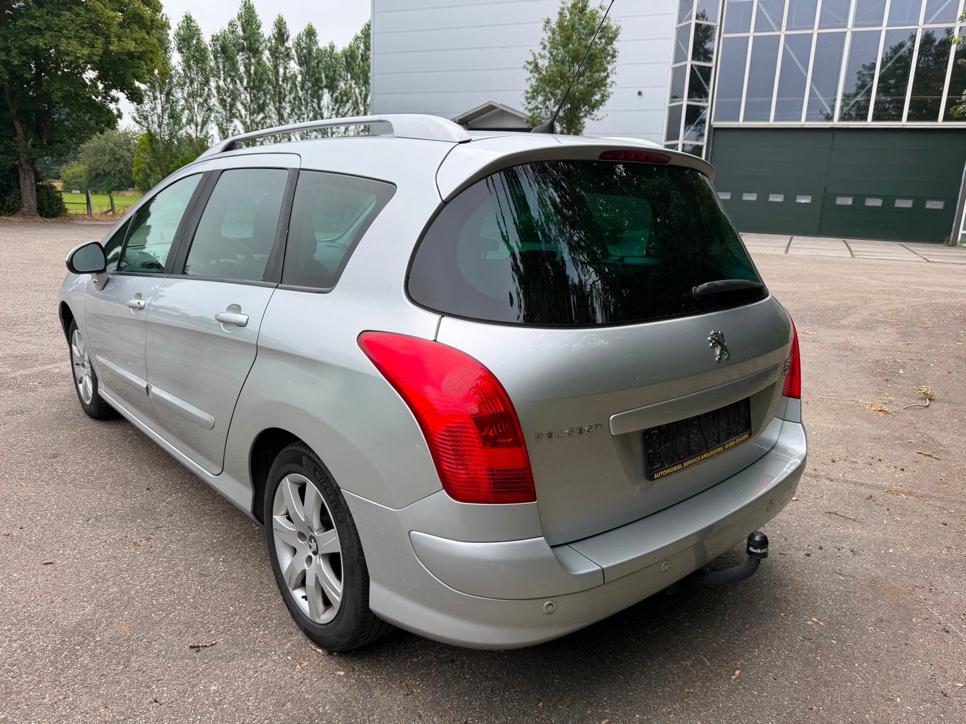 Peugeot 308 SW 1.6 e-HDi Style | Bulgaars kenteken, Voorwielaandrijving, Euro 5, Gebruikt, 4 cilinders