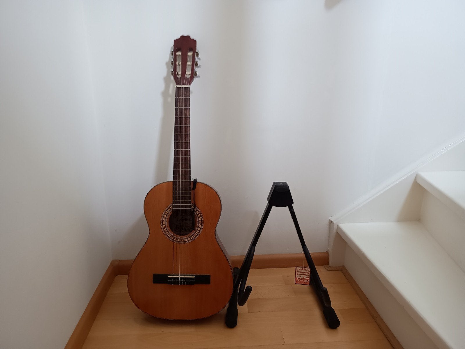 Motion akoestische gitaar. TC601.  En standaard, Ophalen, Zo goed als nieuw, Klassieke of Spaanse gitaar