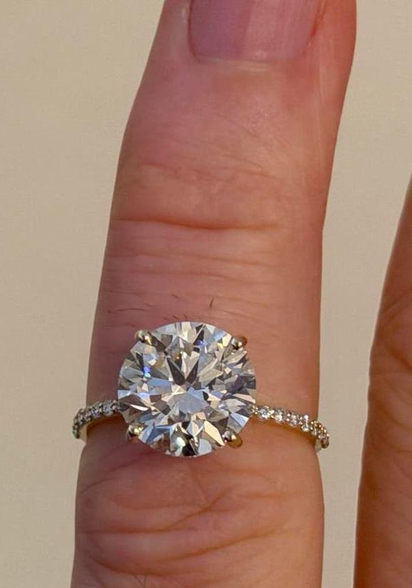 Gouden (trouw) ring met VS1 diamant van maar liefst 4.18ct!, Nieuw, Ophalen of Verzenden, 17 tot 18, Met edelsteen